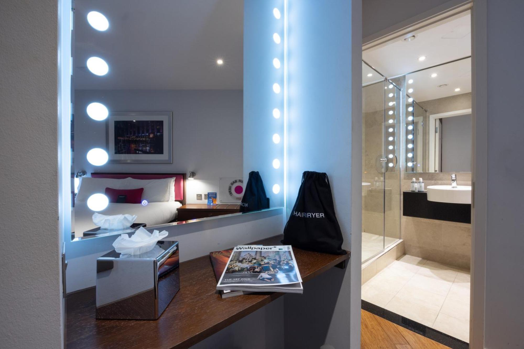 Bermondsey Square Hotel - A Bespoke Hotel London Kültér fotó
